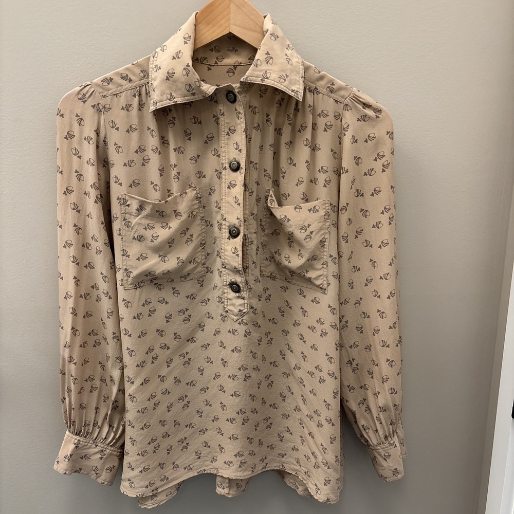 HUNTER DIXON 100% Silk Blouse SMALL Red Long Sleeve Button Up Button Cuff Top
